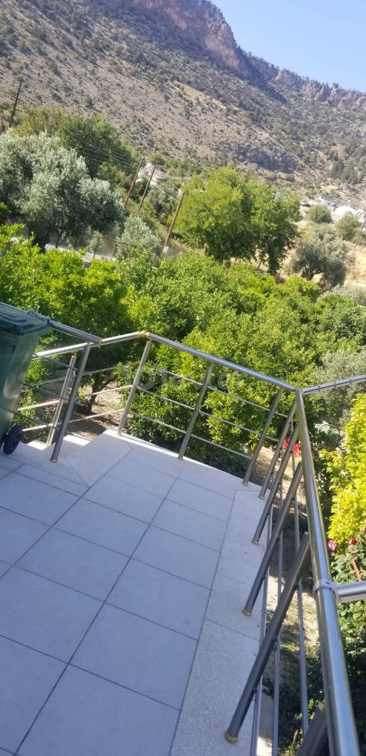 Großes Einfamilienhaus Zum Verkauf In Kyrenia Bosporus ** 