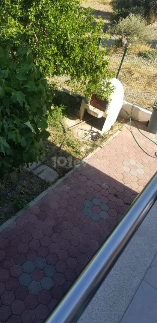 Großes Einfamilienhaus Zum Verkauf In Kyrenia Bosporus ** 