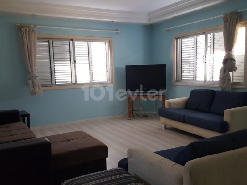 Nicosia Ortakoy Flat For Sale 3+1