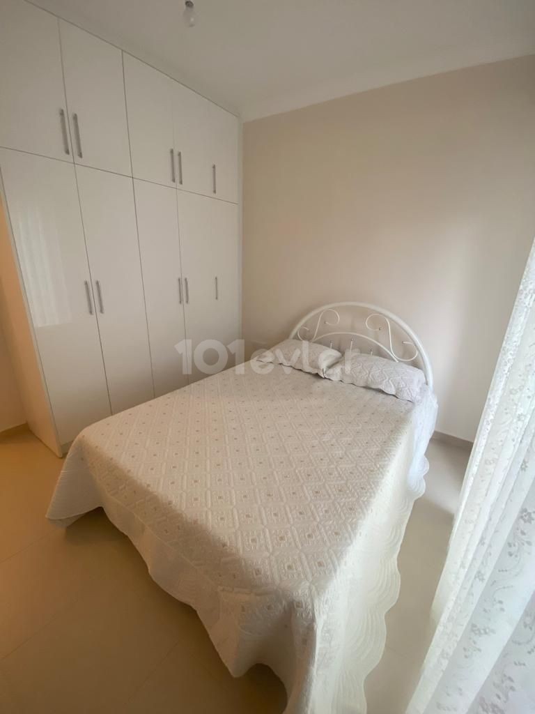 Girne Merkezde Barbaroslar Market Yakını Kiralık 3+1 Daire