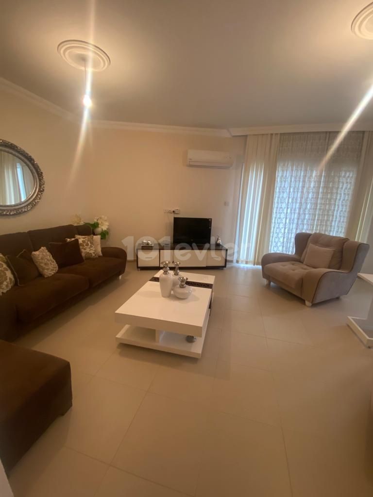 3+1 Flat for Rent Near Barbaroslar Market in Kyrenia Center