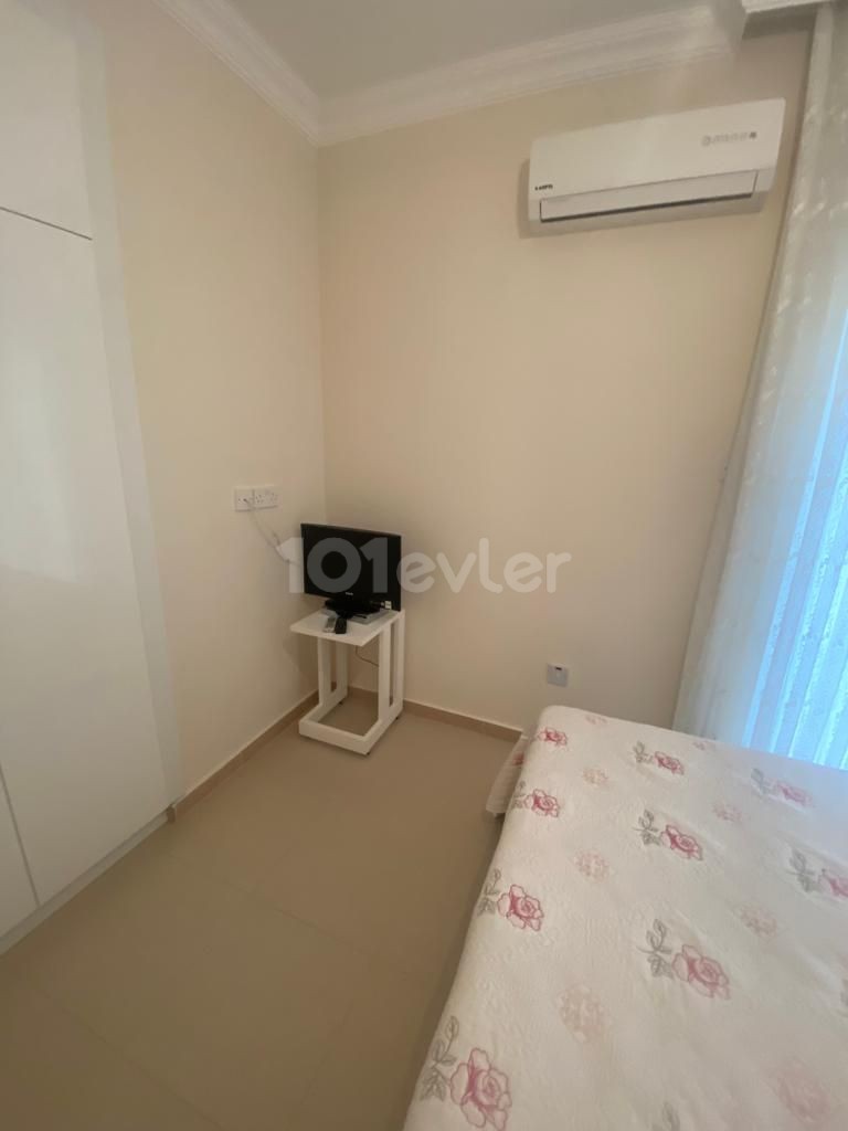 Girne Merkezde Barbaroslar Market Yakını Kiralık 3+1 Daire