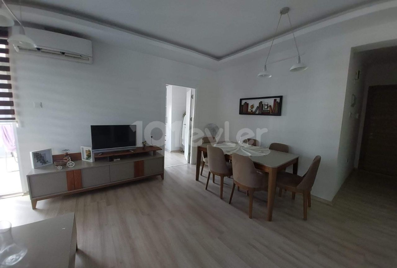 Girne Merkez Kiralık 1+1 Havuzlu Site İçi Kiralık Daire