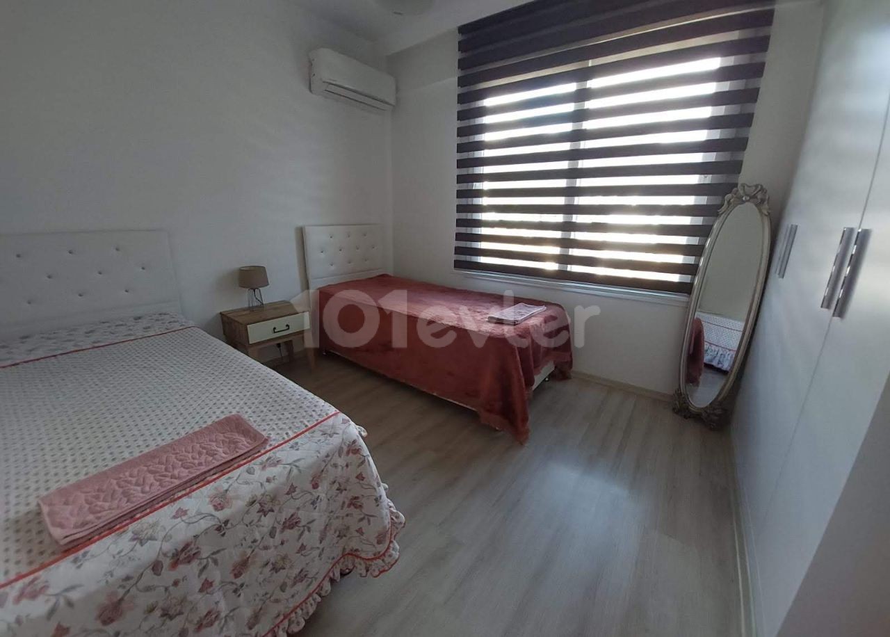 Girne Merkez Kiralık 1+1 Havuzlu Site İçi Kiralık Daire