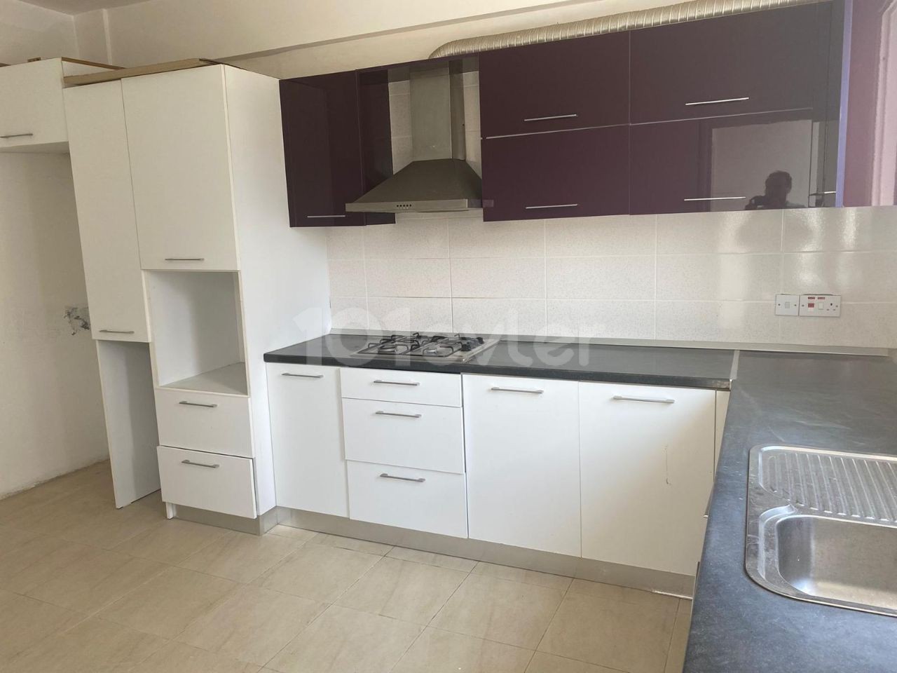 3+1 Unfurnished Flat for Rent in the Center of Kyrenia