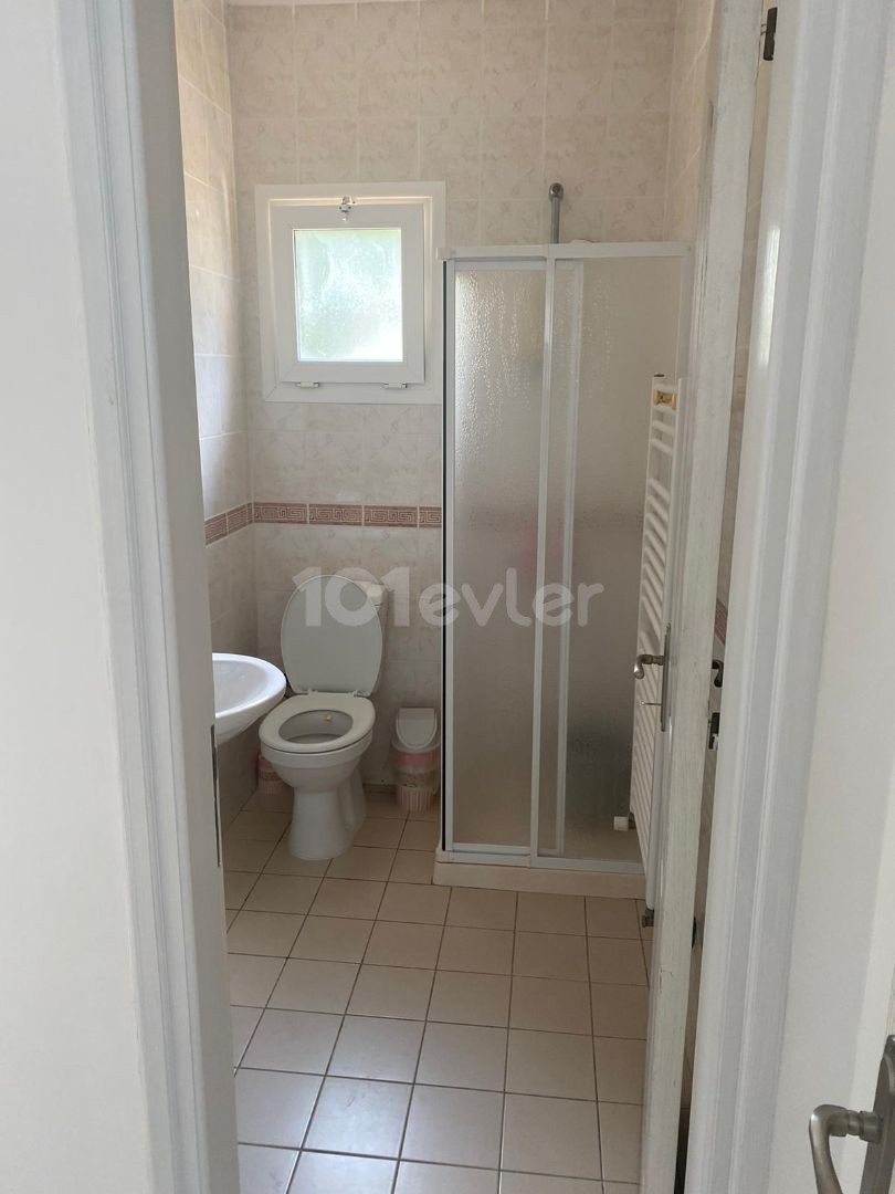 Girne Karşıyaka'da Özel Havuzlu Kısa Dönem Kiralık Villa