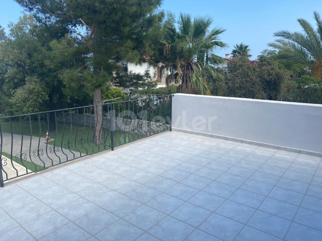 Villa for Rent with Private Pool in Girne Karsiyaka