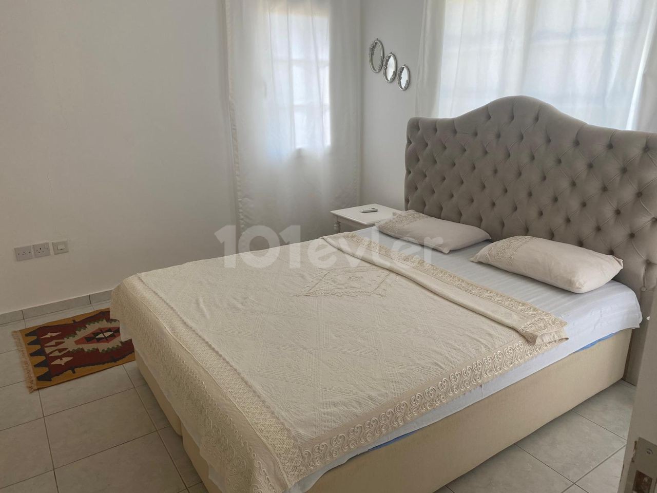 Girne Karşıyaka'da Özel Havuzlu  Kiralık Villa