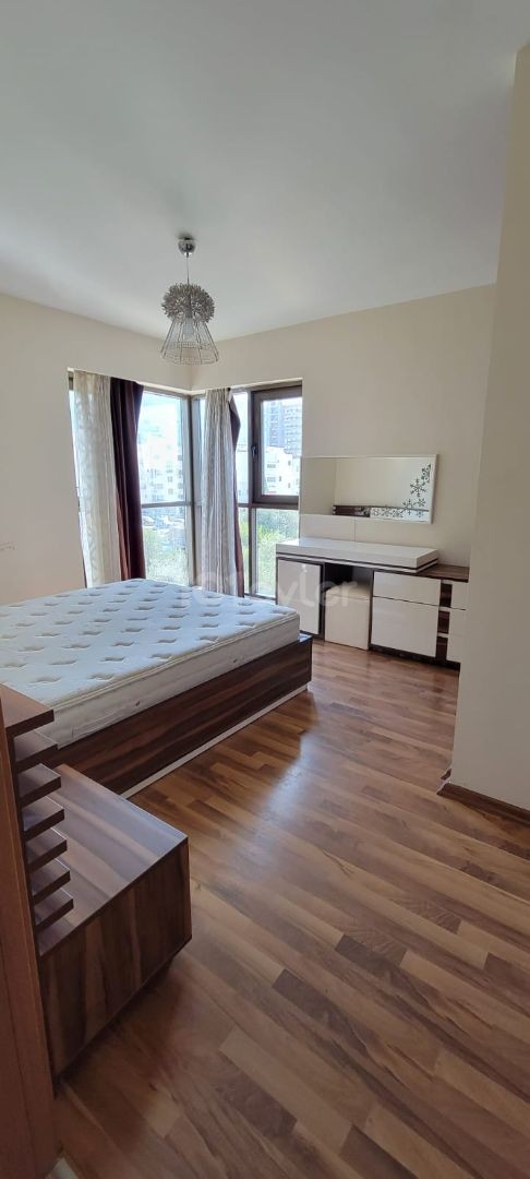 2+1 Flat For Rent In Kyrenia Center