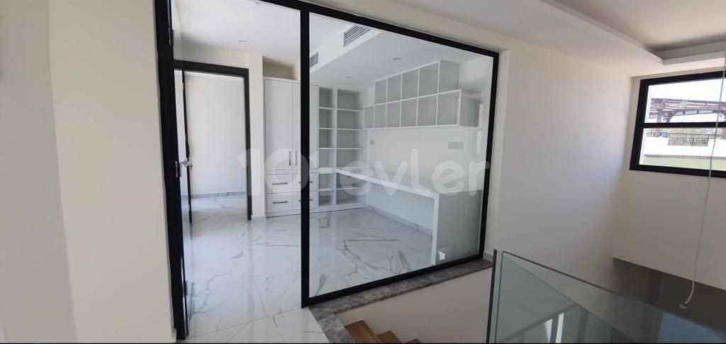 Girne Bellapais Satılık Villa 5+2