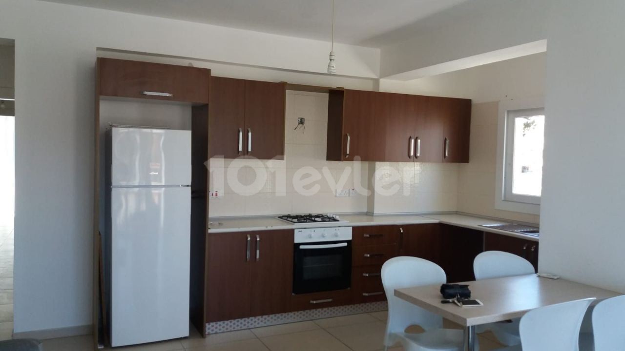 Lefkosa Hamitkoy Flat For Sale 3+1