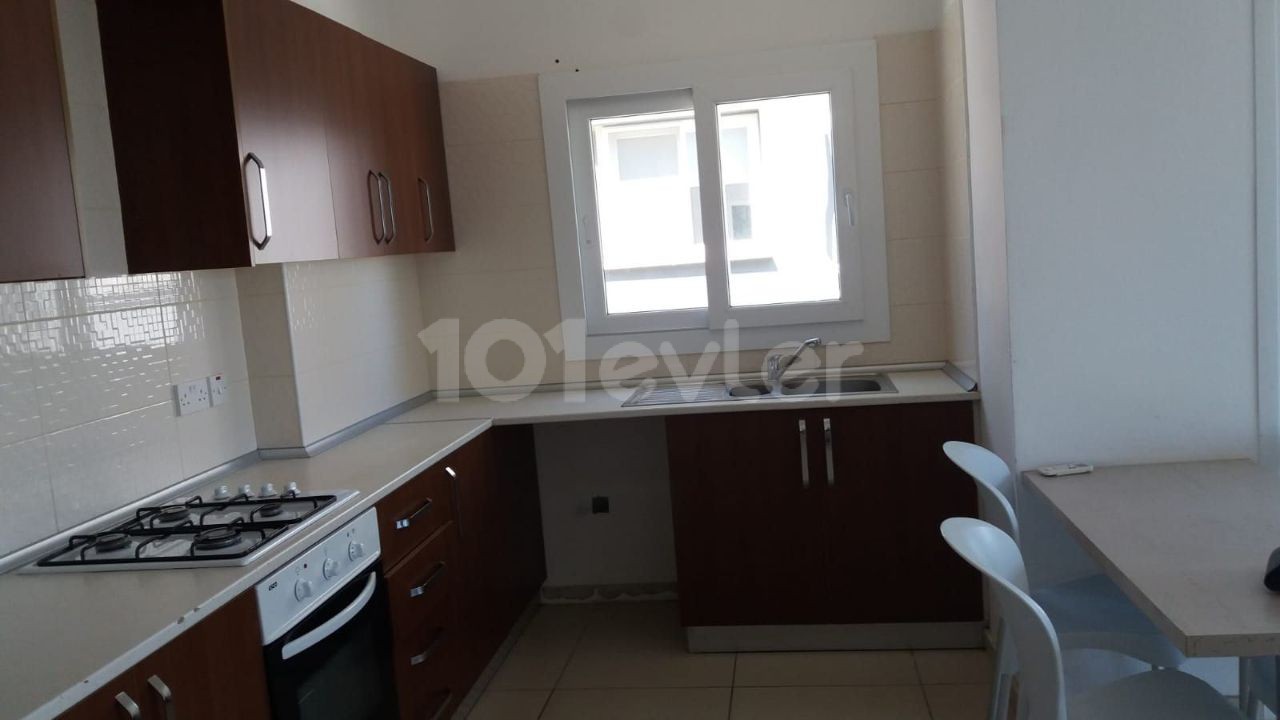 Lefkosa Hamitkoy Flat For Sale 3+1