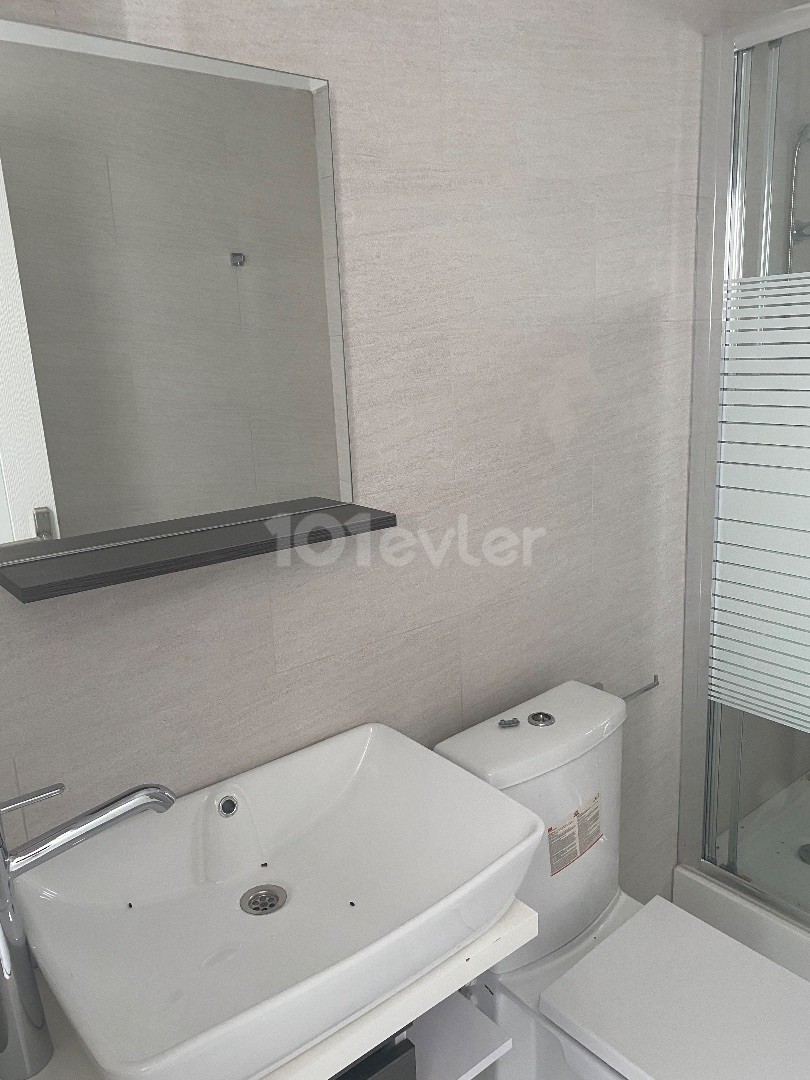 Girne Alsancak Özel Teras Kullanım Alanlı Kiralık EŞYASIZ 2+1 Daire