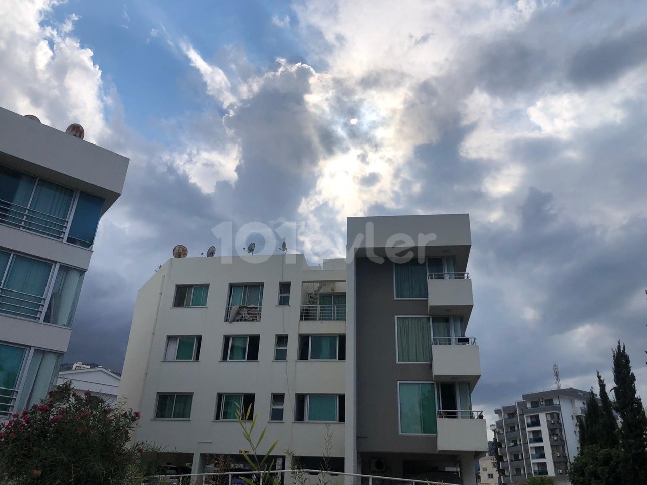 1+1 Flat For Sale In Kyrenia Center