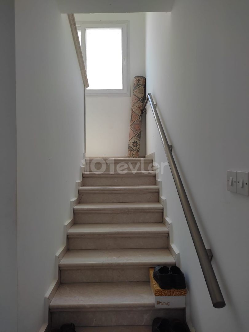 Girne Alsancak Satılık Villa 4+1