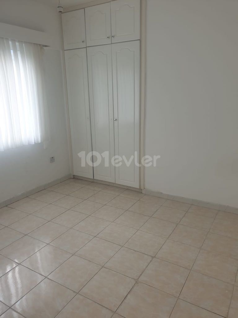 Unfurnished Flat for Rent in the Center of Kyrenia