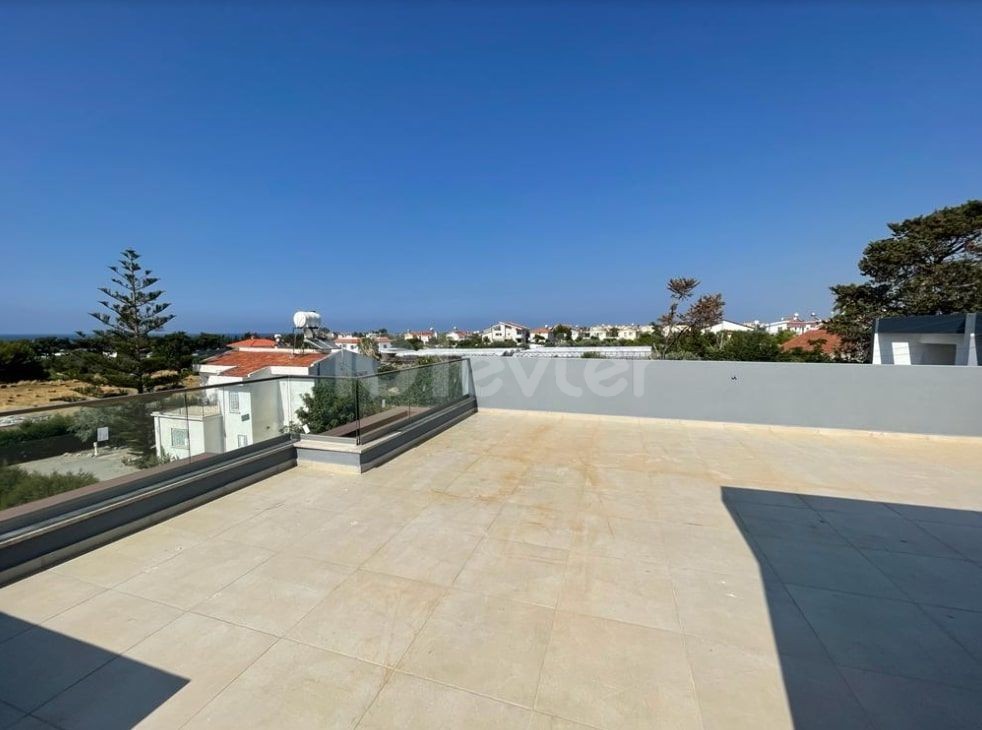 Kyrenia Alsancak Villa For Sale 3+1