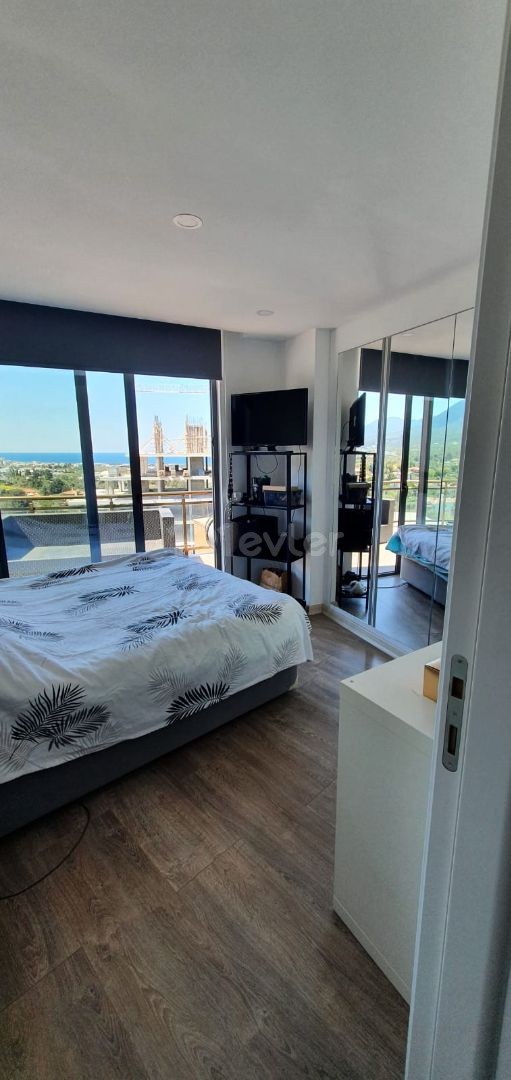 Zu verkaufen Duplex Penthouse 2+1 in Kyrenia Yukari Kyrenia