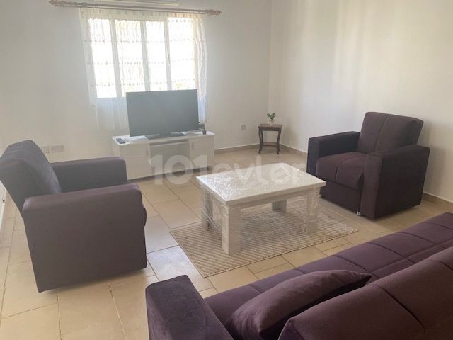 Girne Merkez Kiralık 3+1 Eşyalı Daire