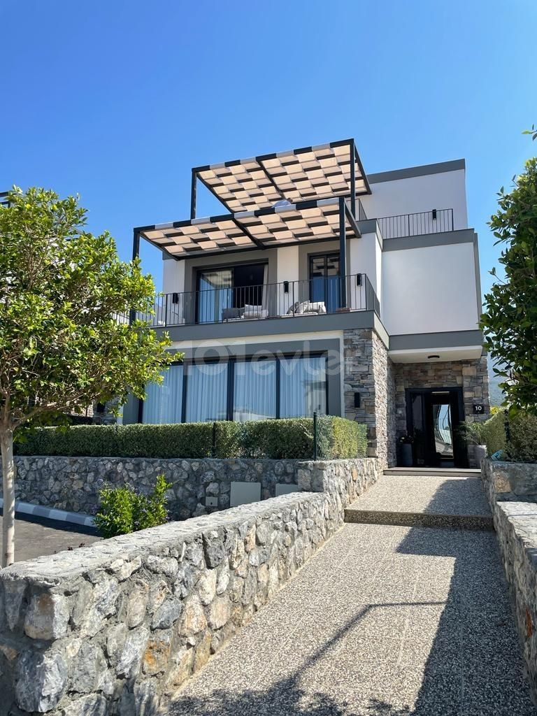 Kyrenia Alsancak 3+1 Villa For Sale