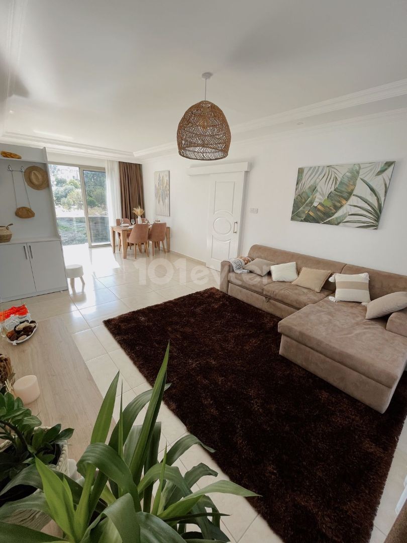 2+1 Flat For Sale in Kyrenia Alsancak