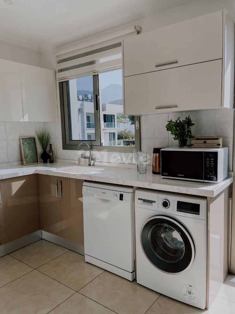 2+1 Flat For Sale in Kyrenia Alsancak