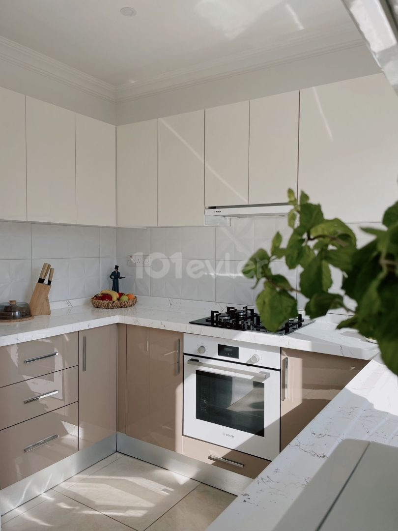 2+1 Flat For Sale in Kyrenia Alsancak