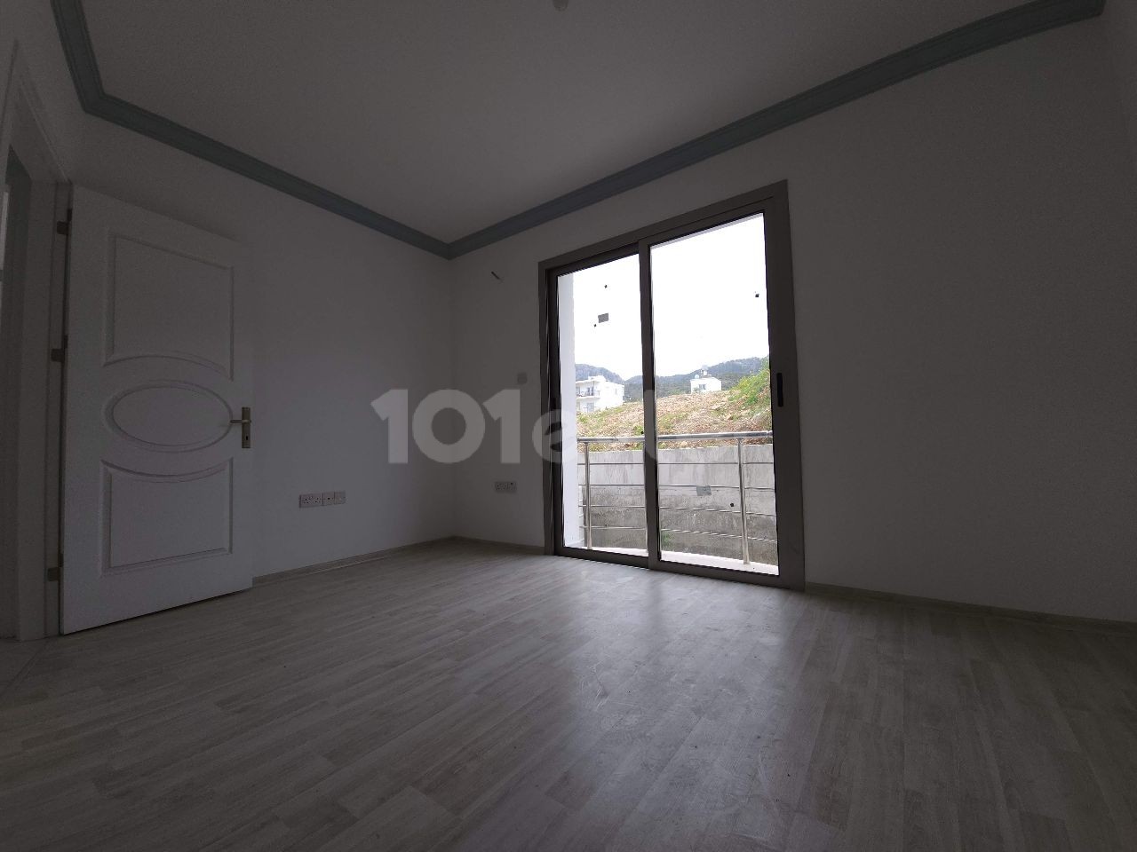 Kyrenia Alsancak 3+1 Wohnung zu verkaufen