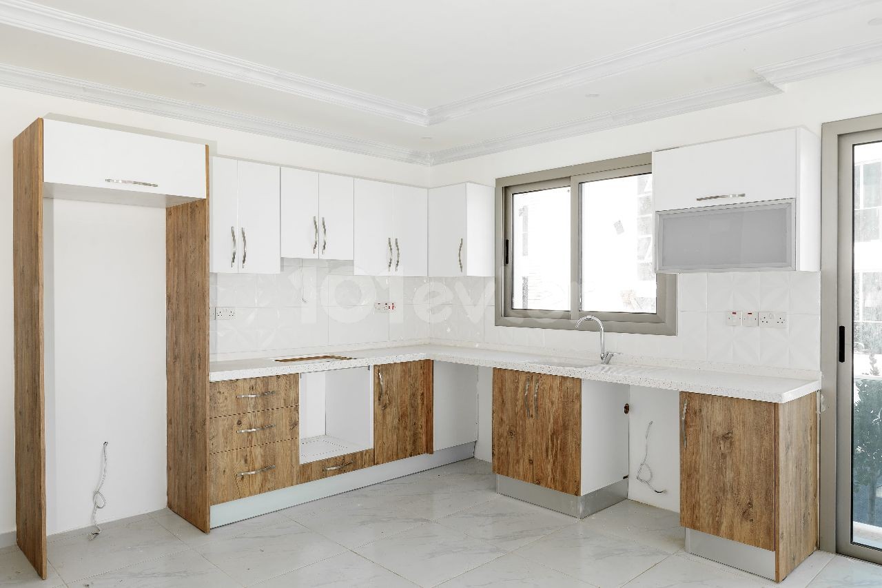 Kyrenia Alsancak 3+1 Flat For Sale