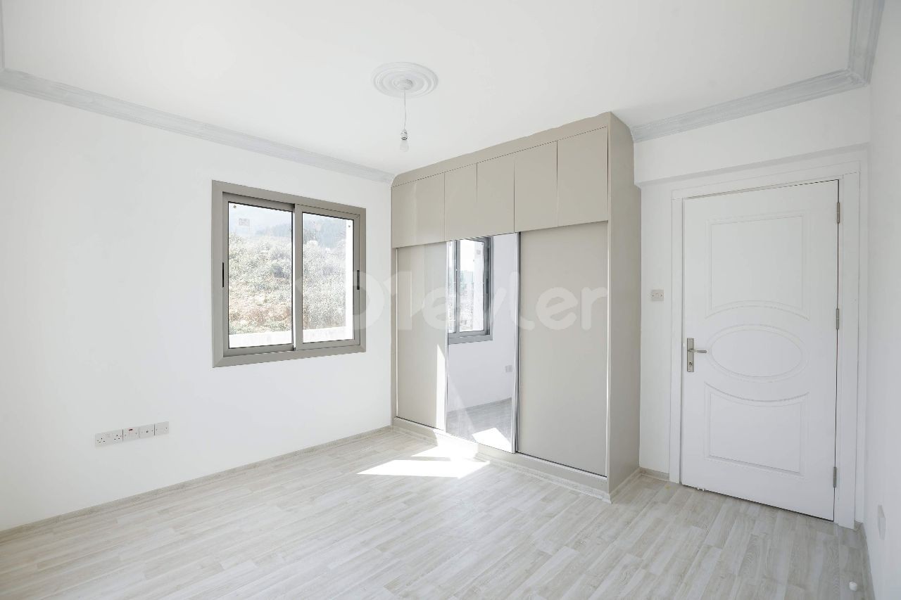 Kyrenia Alsancak 3+1 Flat For Sale