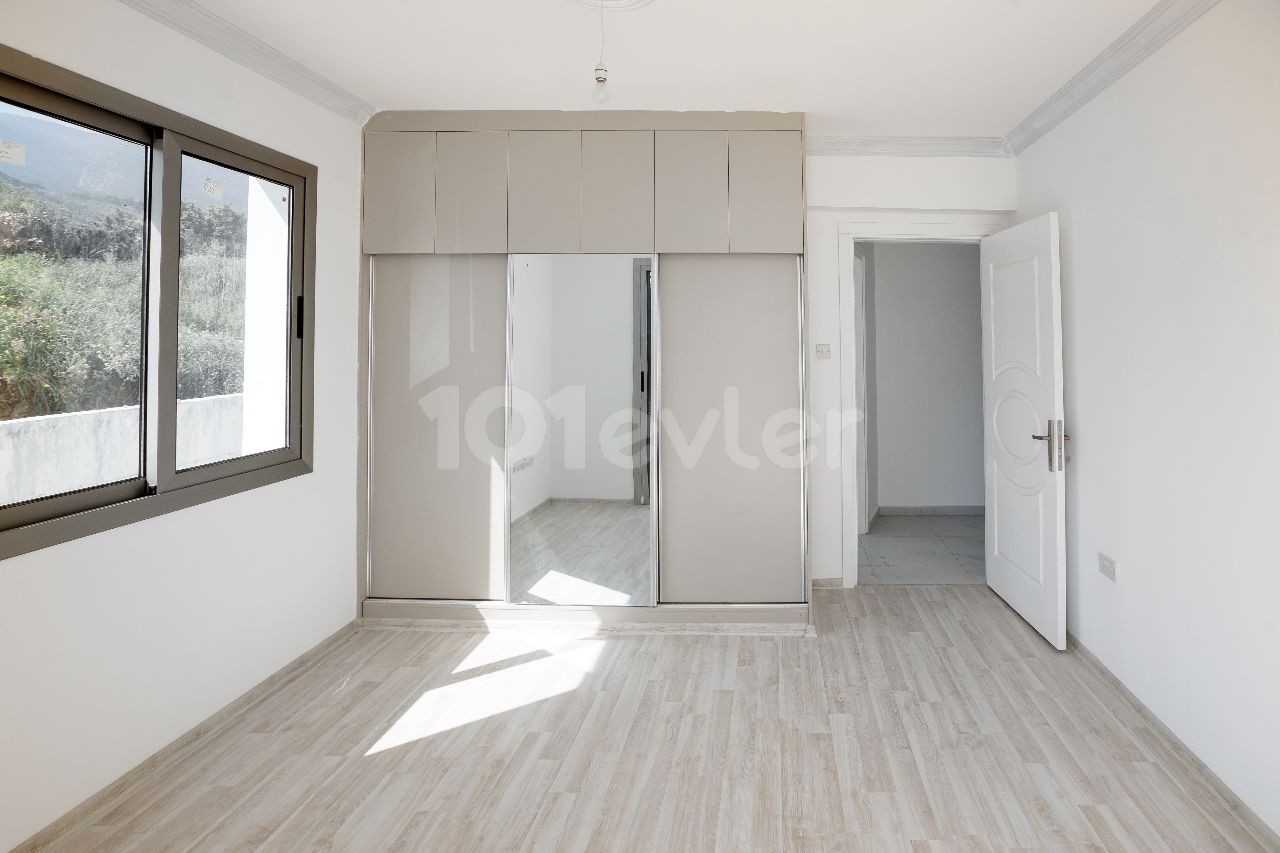 Kyrenia Alsancak 3+1 Flat For Sale