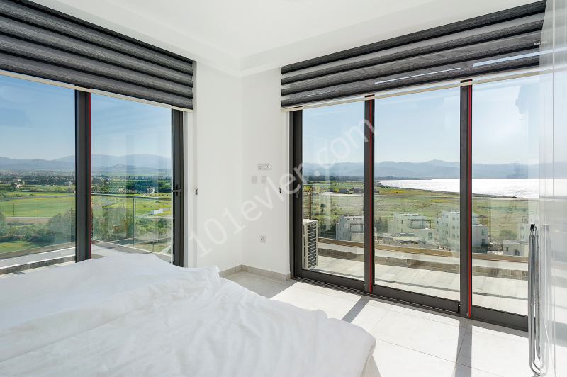 3 bedroom penthouse for sale at Guzelyurt Gaziveren