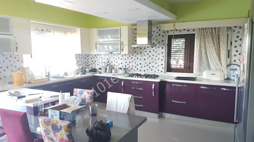 Villa For Sale in Karşıyaka, Kyrenia