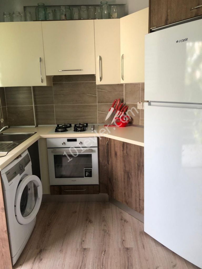 Studio Flat To Rent in Alsancak, Kyrenia