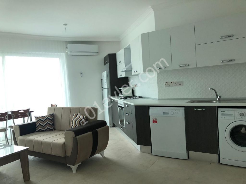 Flat To Rent in Karaoğlanoğlu, Kyrenia