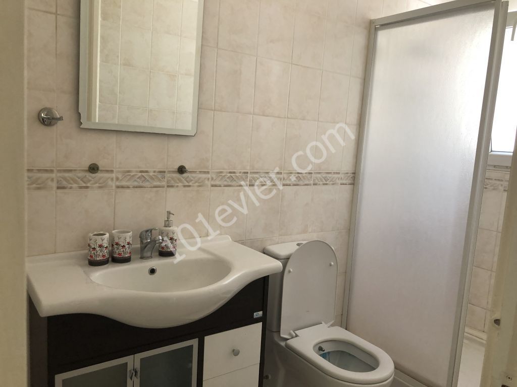 Girne merkezde patara sitesi yanında 2+1 eşyalı daire