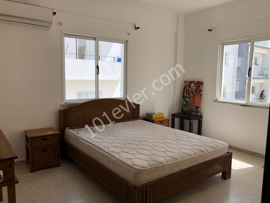 Flat For Sale in Küçük Kaymaklı, Nicosia