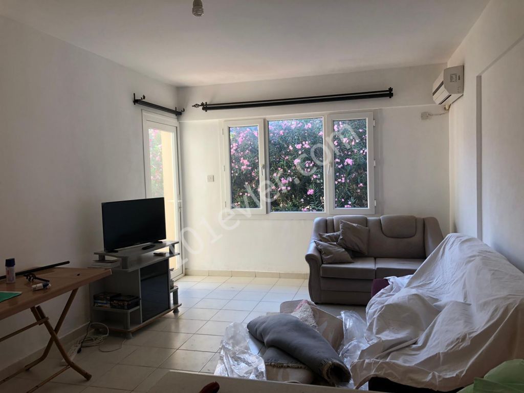 Flat To Rent in Alsancak, Kyrenia