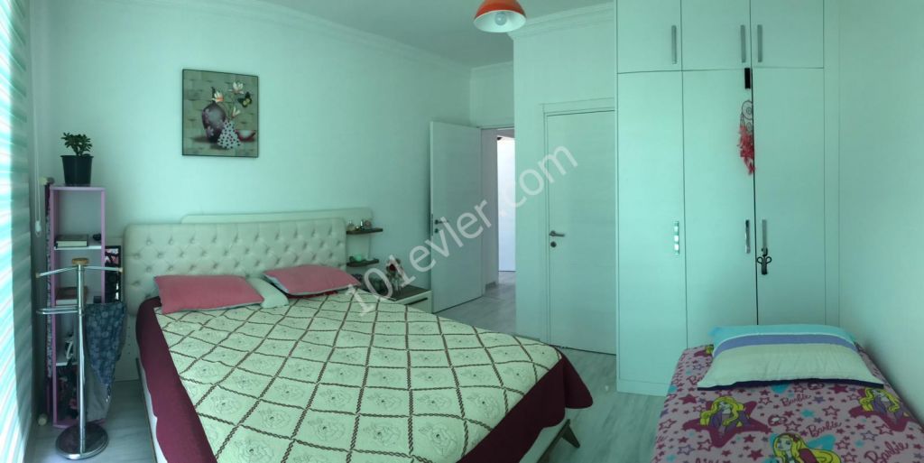 Flat For Sale in Karaoğlanoğlu, Kyrenia