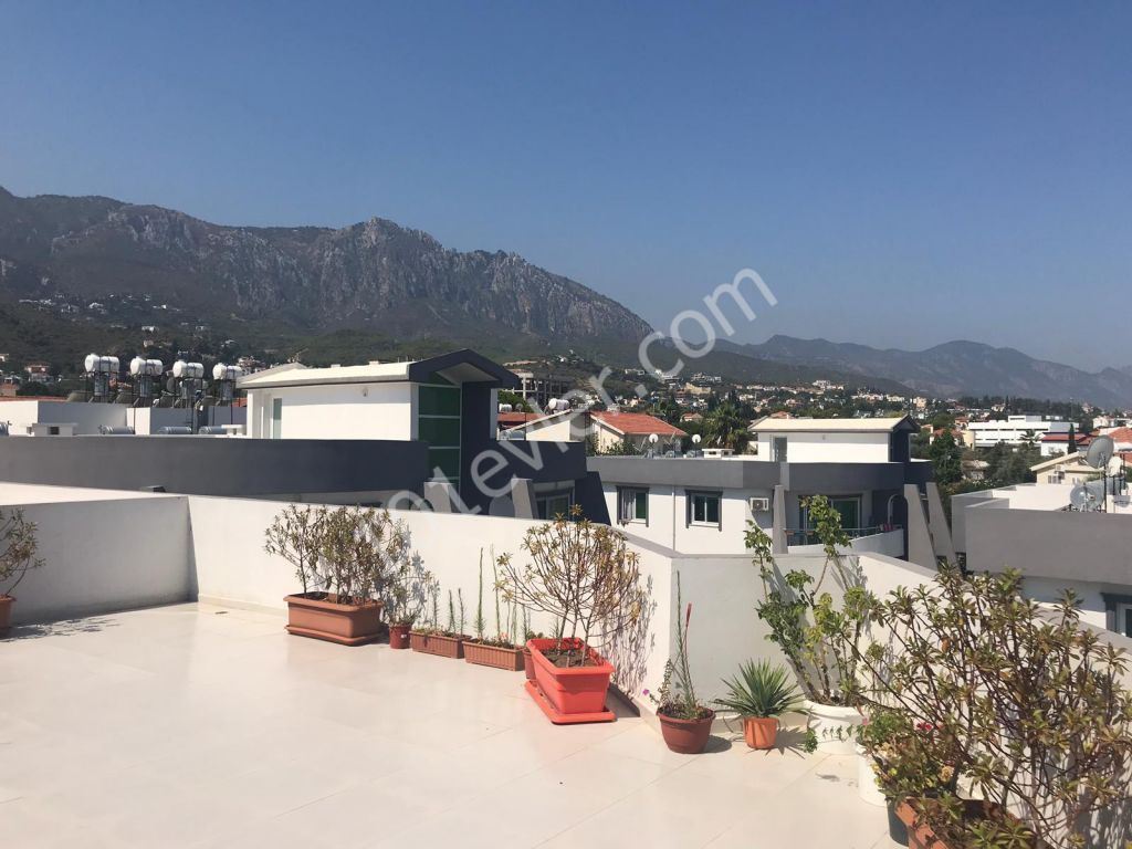 Flat For Sale in Karaoğlanoğlu, Kyrenia