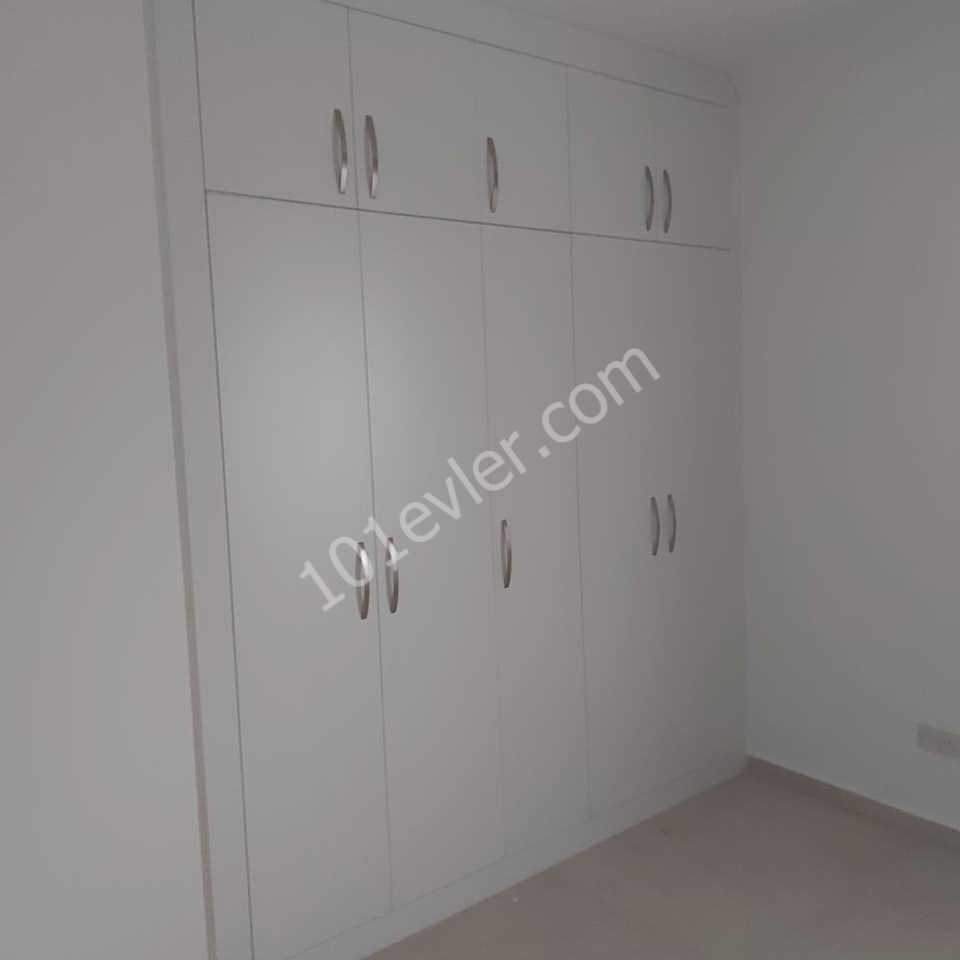 Flat To Rent in Karaoğlanoğlu, Kyrenia