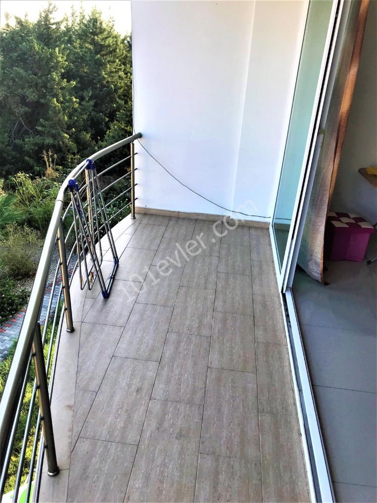 Flat To Rent in Karaoğlanoğlu, Kyrenia