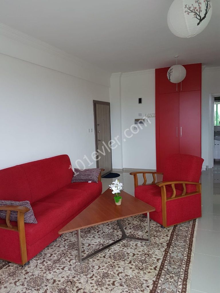 Flat To Rent in Karaoğlanoğlu, Kyrenia