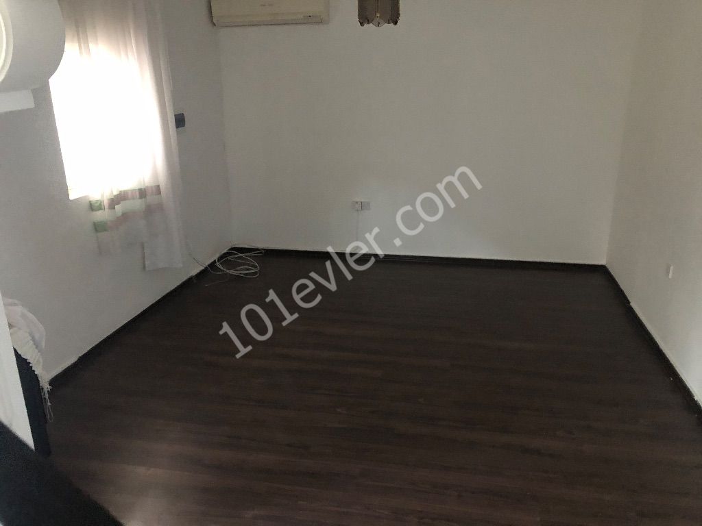 Karaoğlanoğlu S bölgesinde Eşyasız kiralık 3+1 müstakil ev