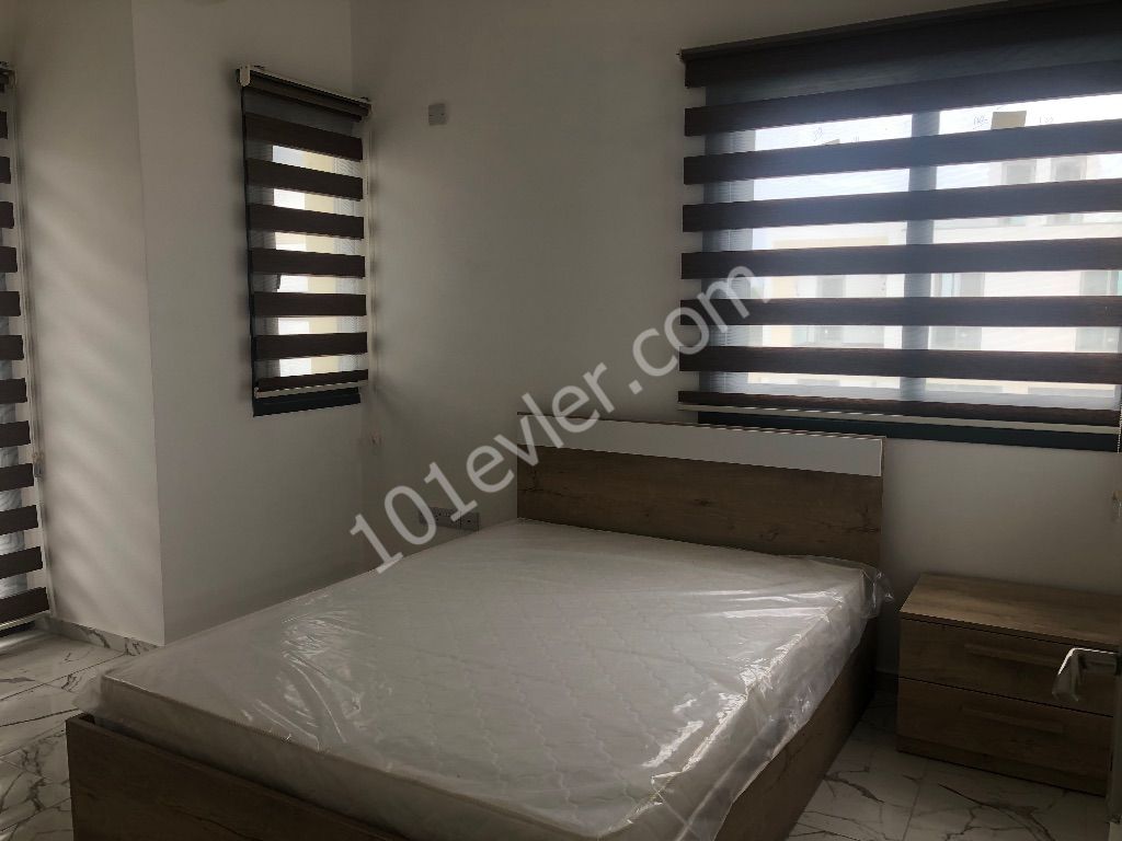 Girne zeytinlikte  2+1 eşyalı kiralık daire 