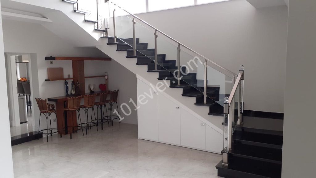 Villa To Rent in Alsancak, Kyrenia