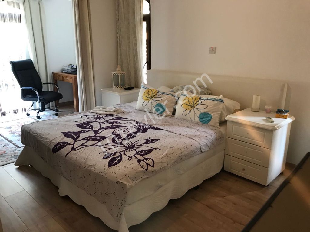 Bungalow For Sale in Karaoğlanoğlu, Kyrenia