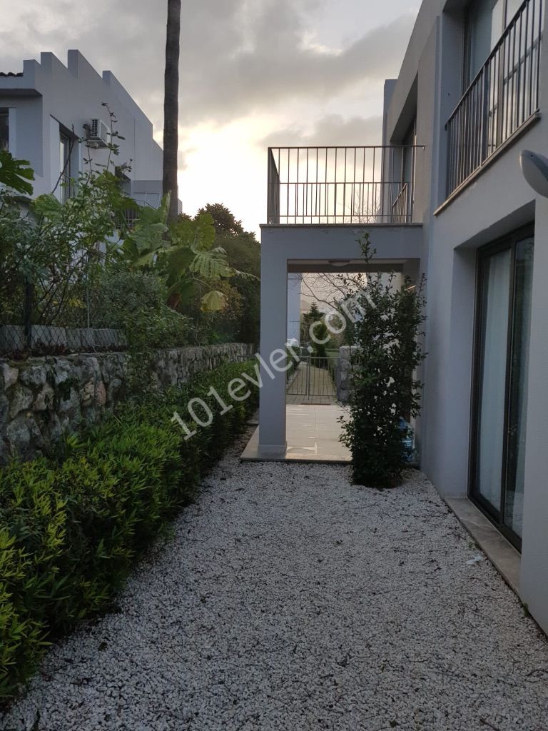 Villa For Sale in Alsancak, Kyrenia