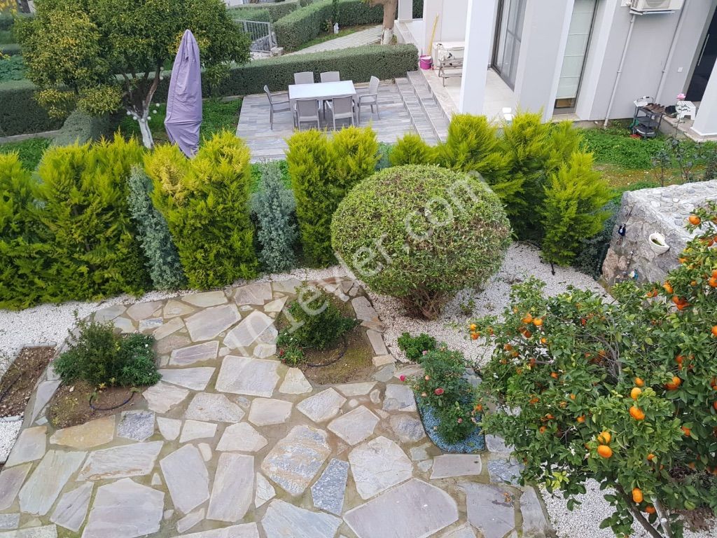 Villa For Sale in Alsancak, Kyrenia