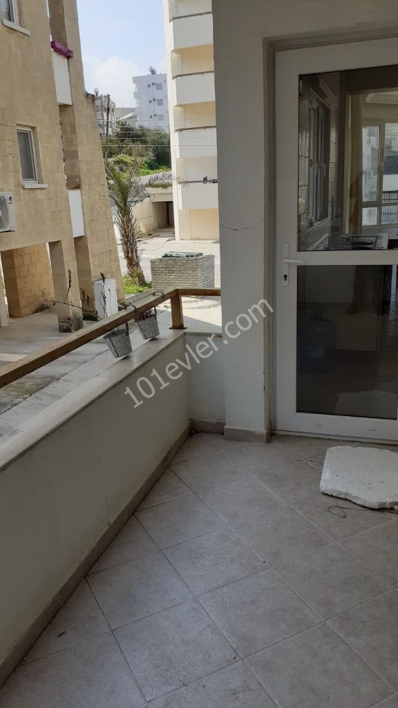 Flat For Sale in Girne Merkez, Kyrenia